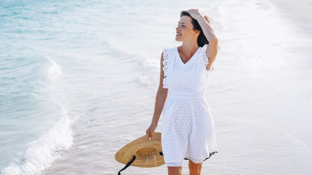 What to Wear on Beach Vacation - Bliss by the Sea